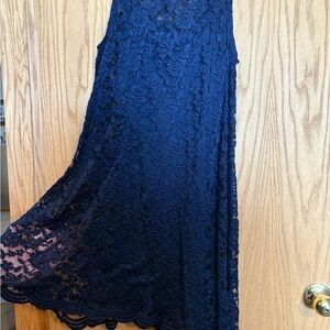 Elegant Navy Lace Skirt